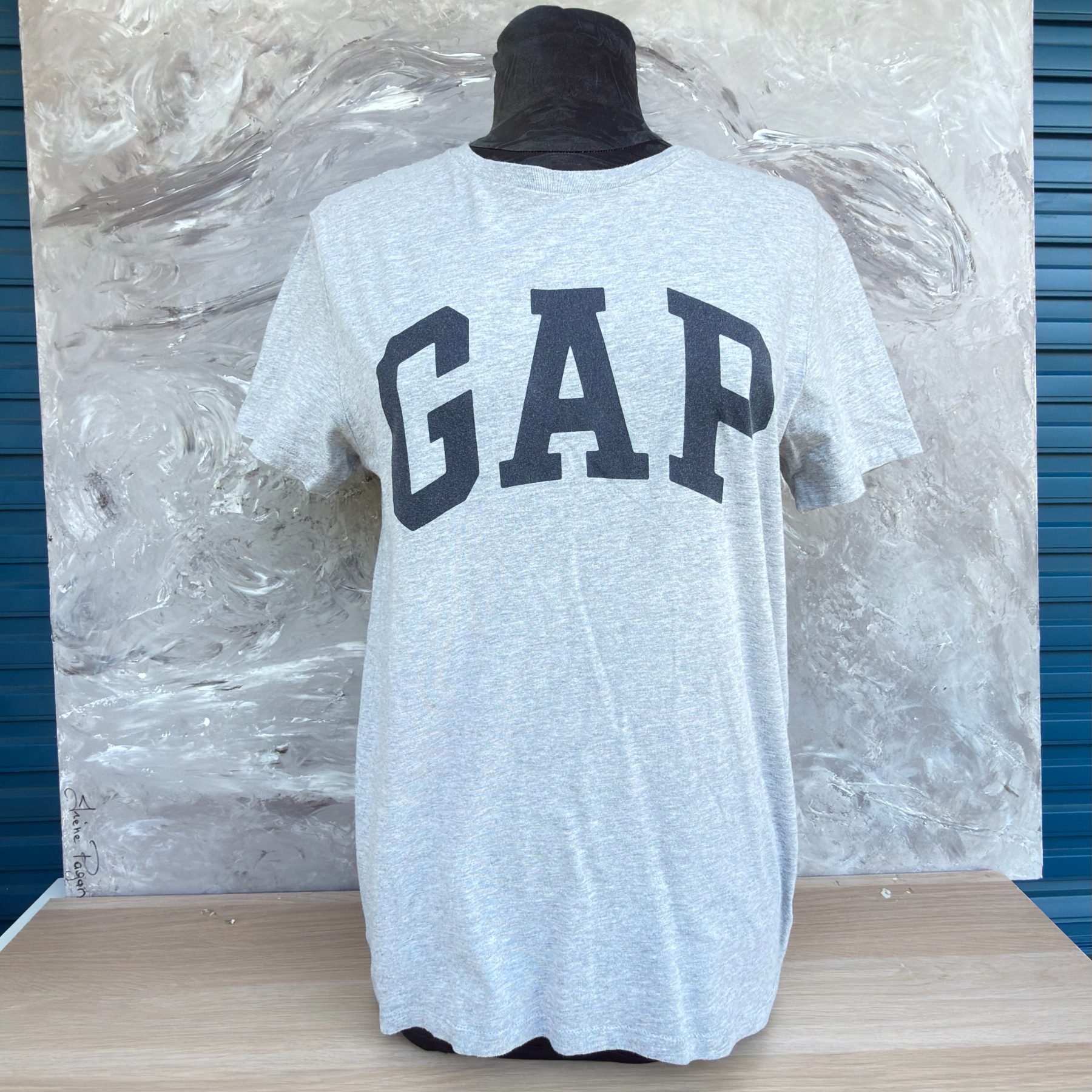 T-Shirt Homme GAP Gris Chiné – Logo Classique | Taille S - photo 1 sur TheSwissDeal