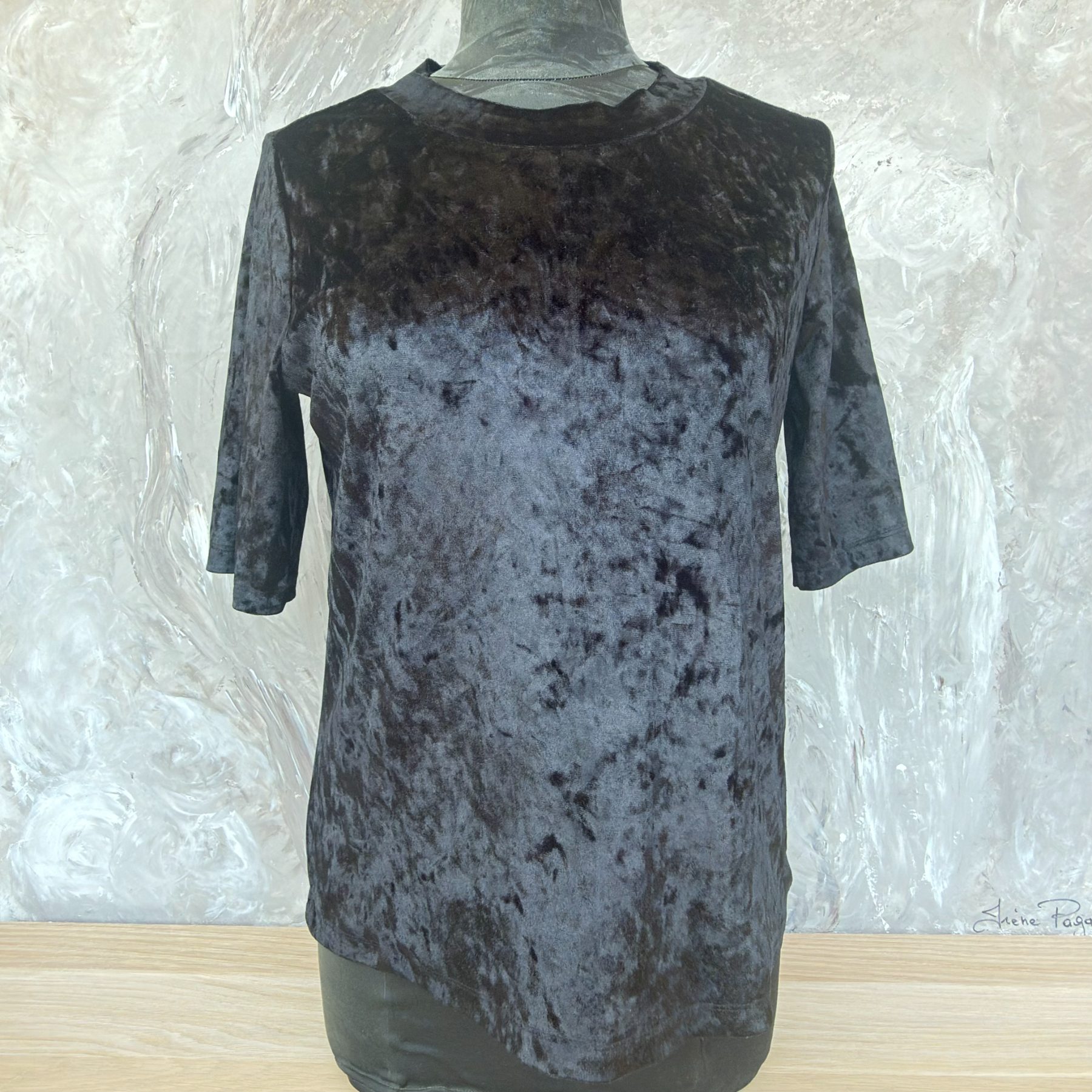Top en velours froissé Up 2 Fashion - photo 1 sur TheSwissDeal