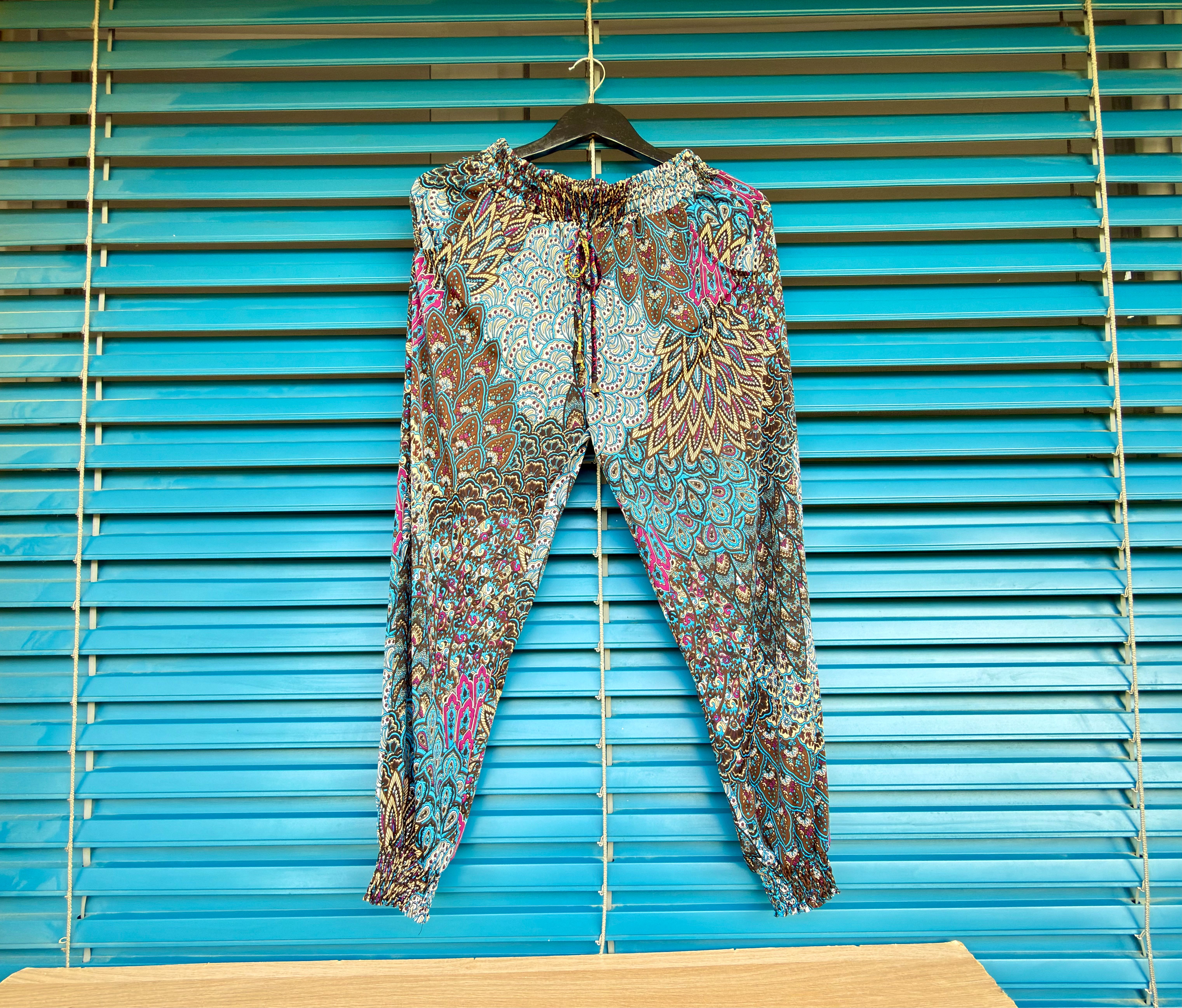 Pantalon Harem Femme Boho Paisley Léger Été Taille S/M - photo 1 sur TheSwissDeal