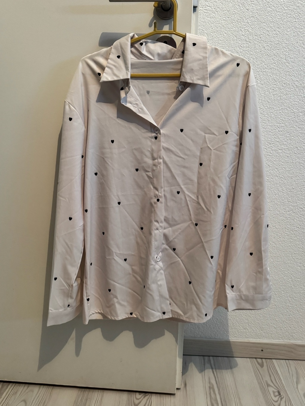 Chemise - photo 1 sur TheSwissDeal