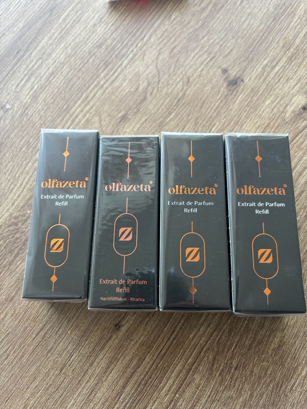 Parfum et cosmétique à vendre - photo 1 sur TheSwissDeal