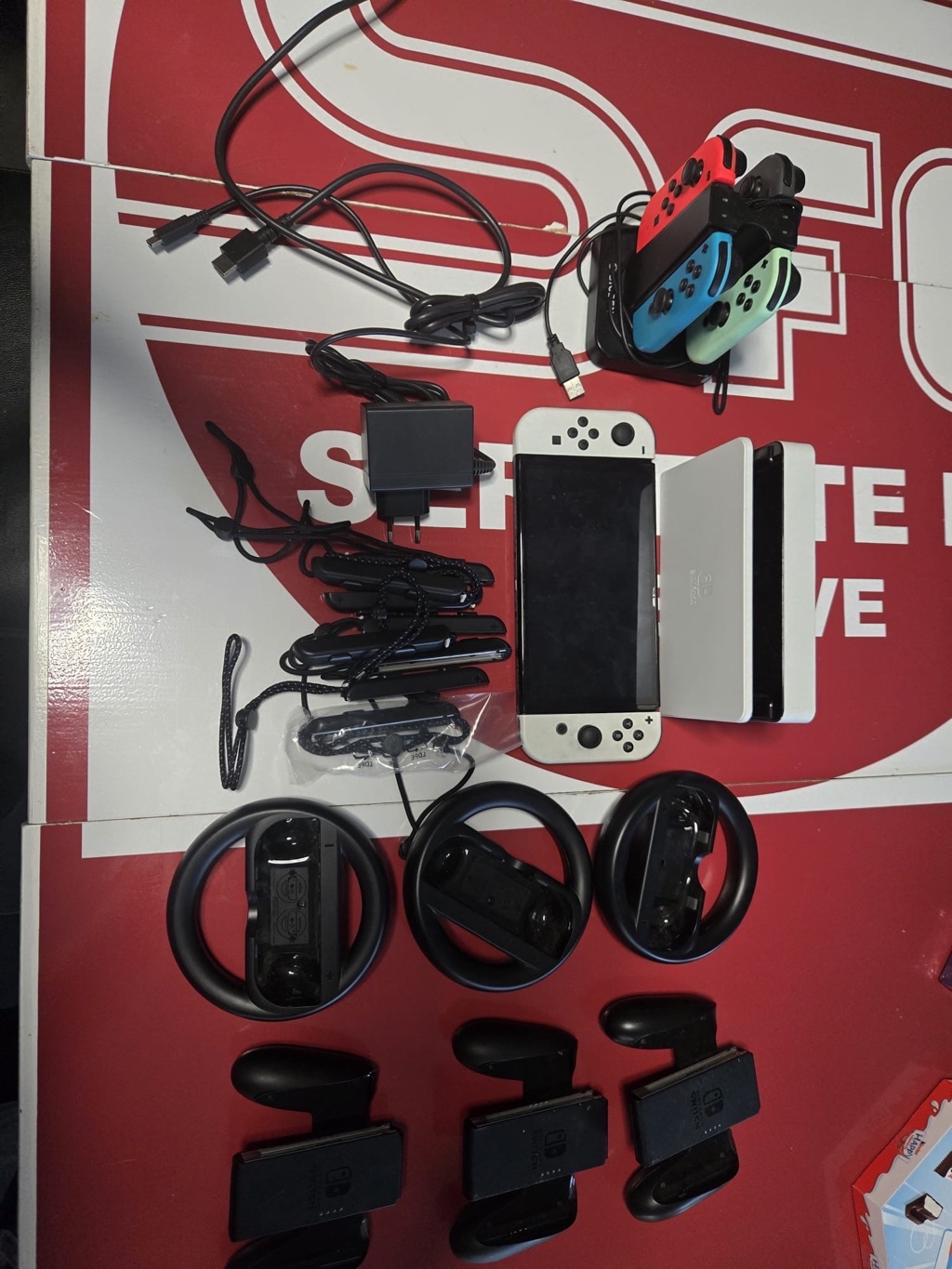 LOT SWITCH OLED - photo 1 sur TheSwissDeal